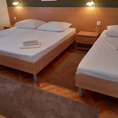 Ivan Apartament *