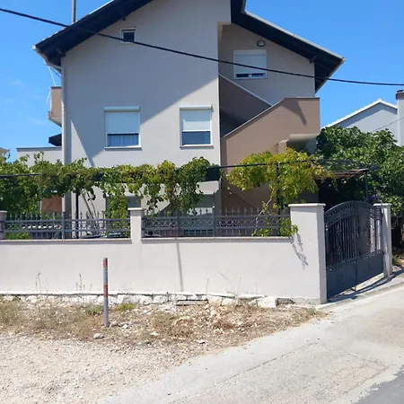 Ivan * Vinišće