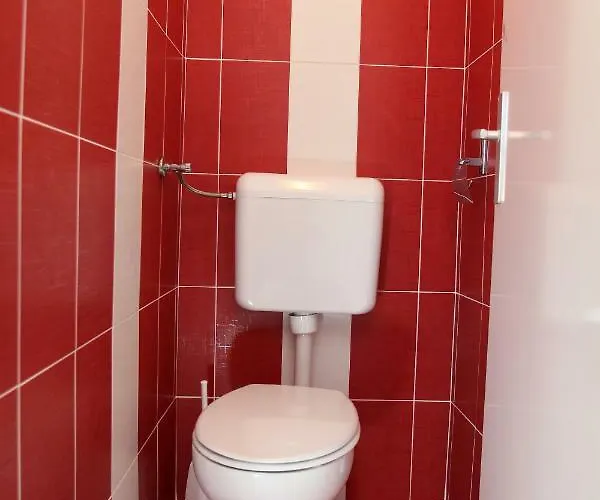 Ivan Apartman *