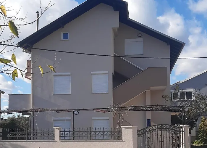 Διαμέρισμα Ivan *